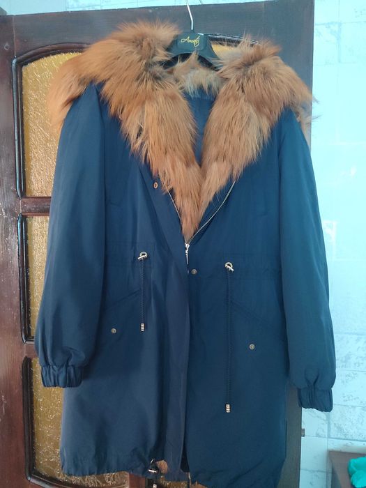 Куртка-парка із натуральним хутром лисиці