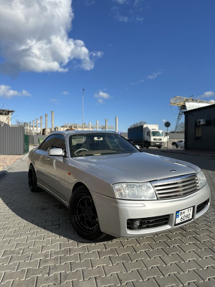 Nissan Gloria / Cedric Y34