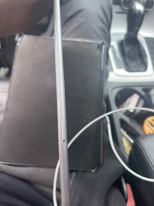 IPad AIR-2 в идеальном состоянии