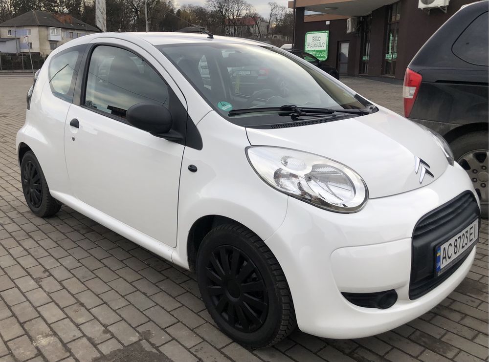 Автомобіль CITROEN C1