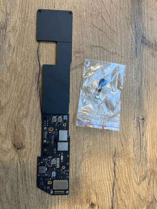 MacBook Air 13’ 2020 A2337 M1 8gb 256GB плата  iCloud