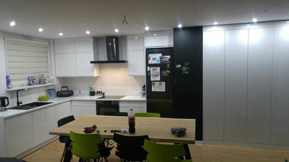 Montaż Składanie Skręcanie Kuchni Mebli IKEA Castorama BRW LEROY JYSK