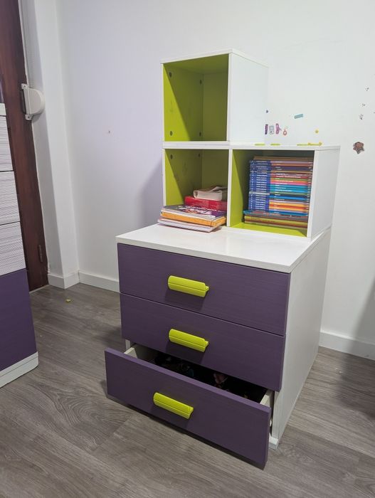 Conjunto de móveis criança (o não só?) - cama, cómodo, gavetas