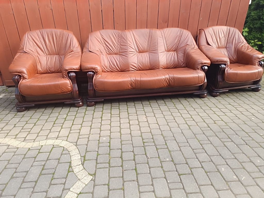 Skórzany Komplet Do Salonu: Prestiż, Wygoda i Designerski Styl w Jedny