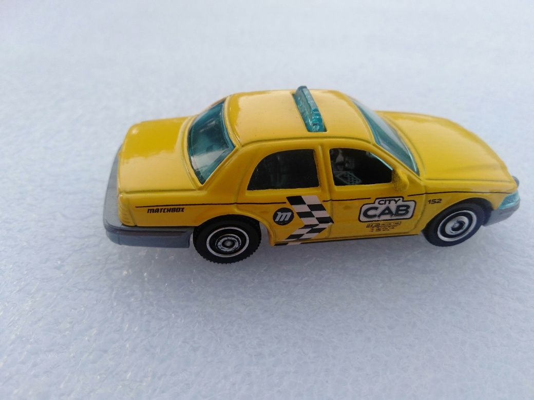 Matchbox auto model taxi ford