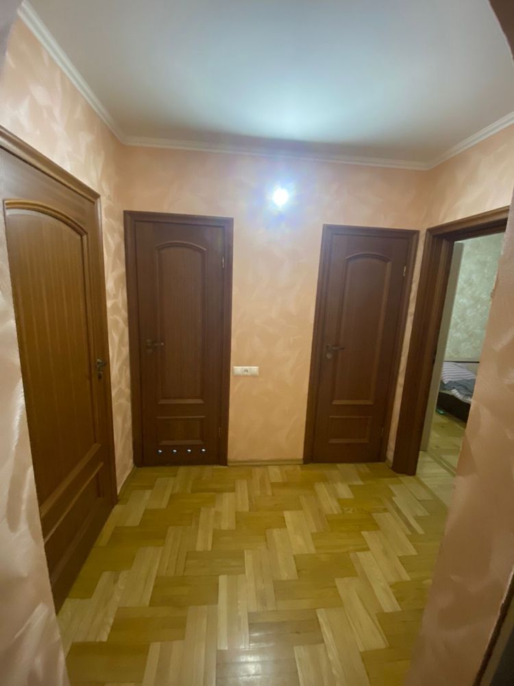 Здається квартира