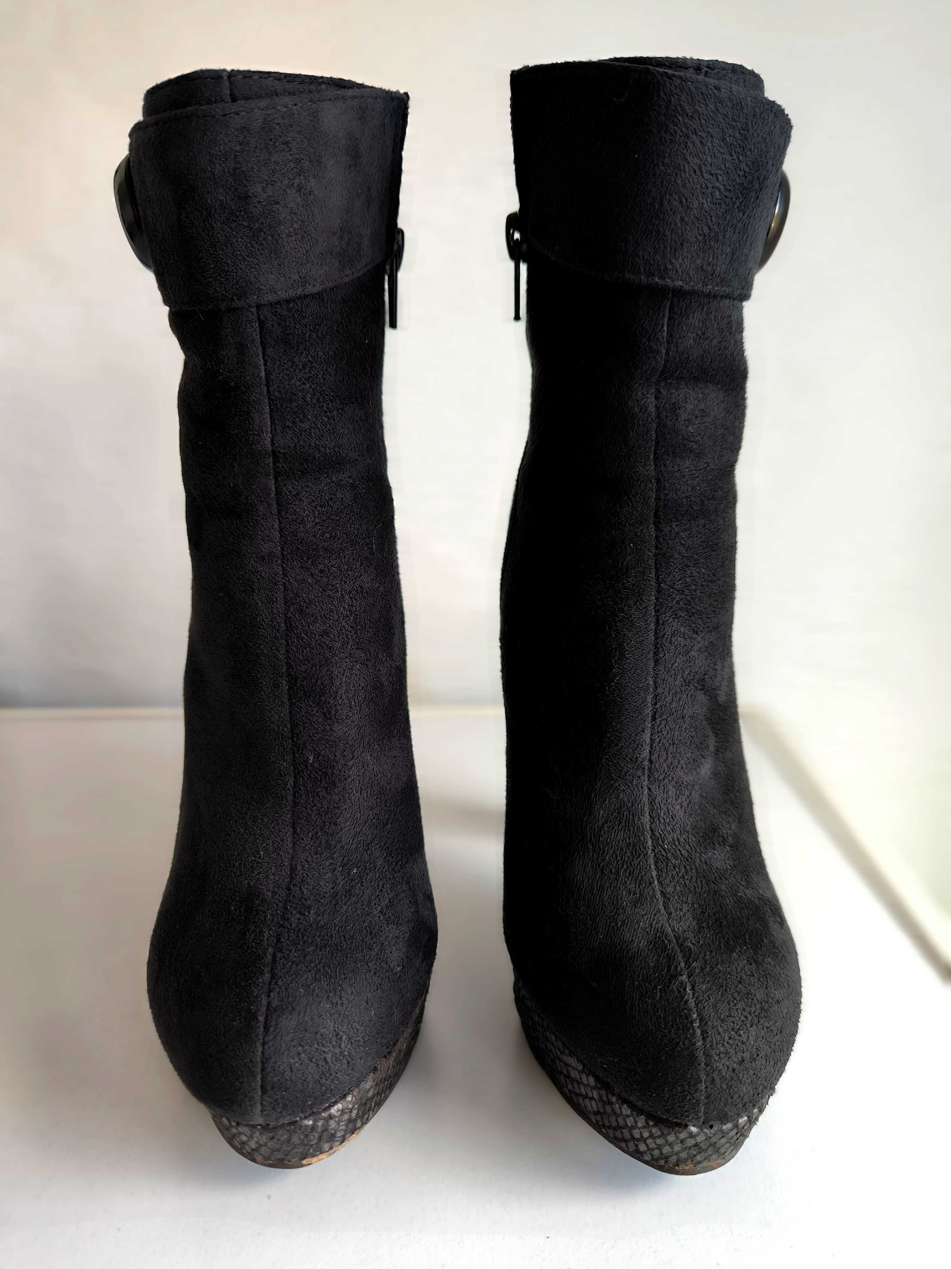 Botas pretas Nobuck