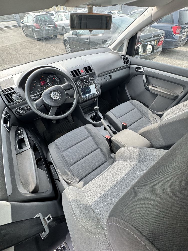VW Touran 1.9TDi 105CV 7 LUGARES