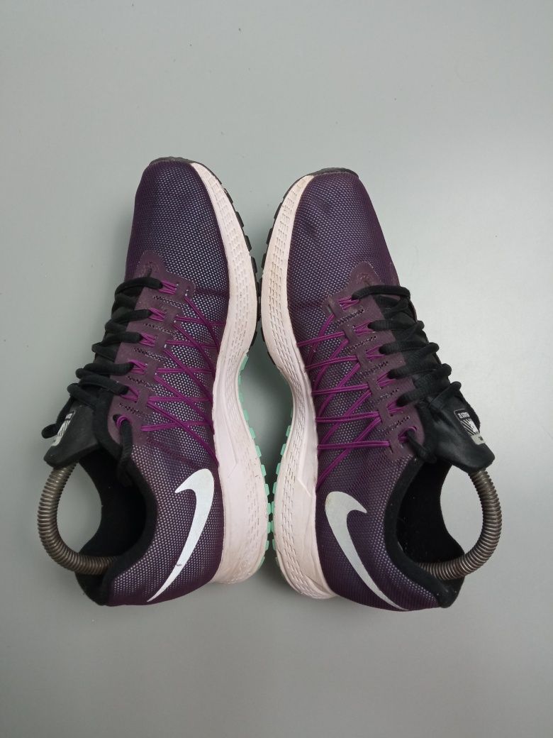 Кросівки nike zoom pegasus 32. Оригінал! Розмір: 40.