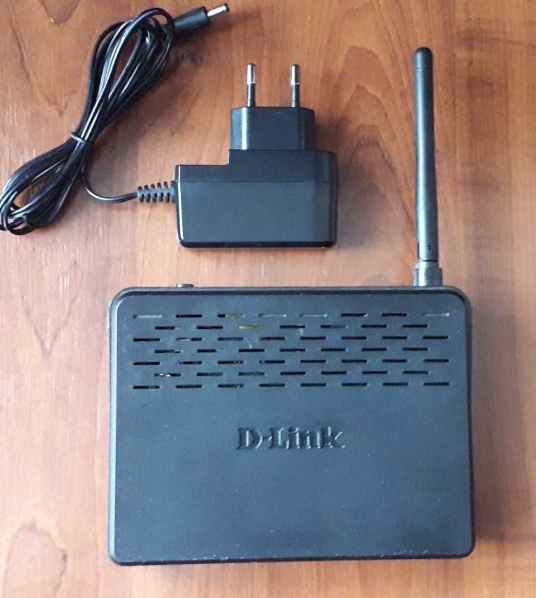 Wi-Fi роутер D-Link DIR-300. Спутниковый ресивер Ipsat 4060 CX.