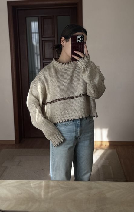 Светр вкорочений