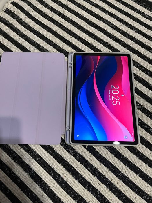 Tablet lenovo M11 z rysikiem