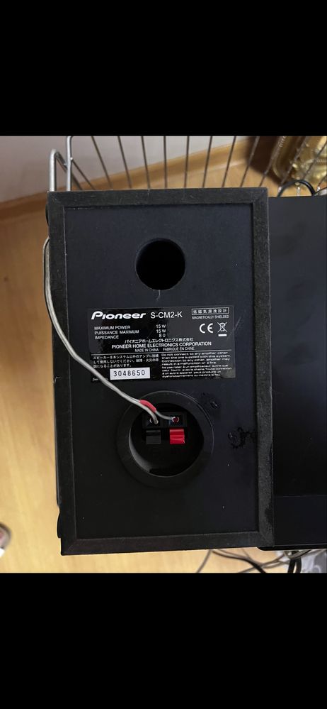 Wieża stereo Pioneer z głośnikami – świetne brzmienie, sprawna