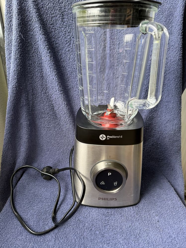Blender kielichowy Philips ProBlend 6 3D