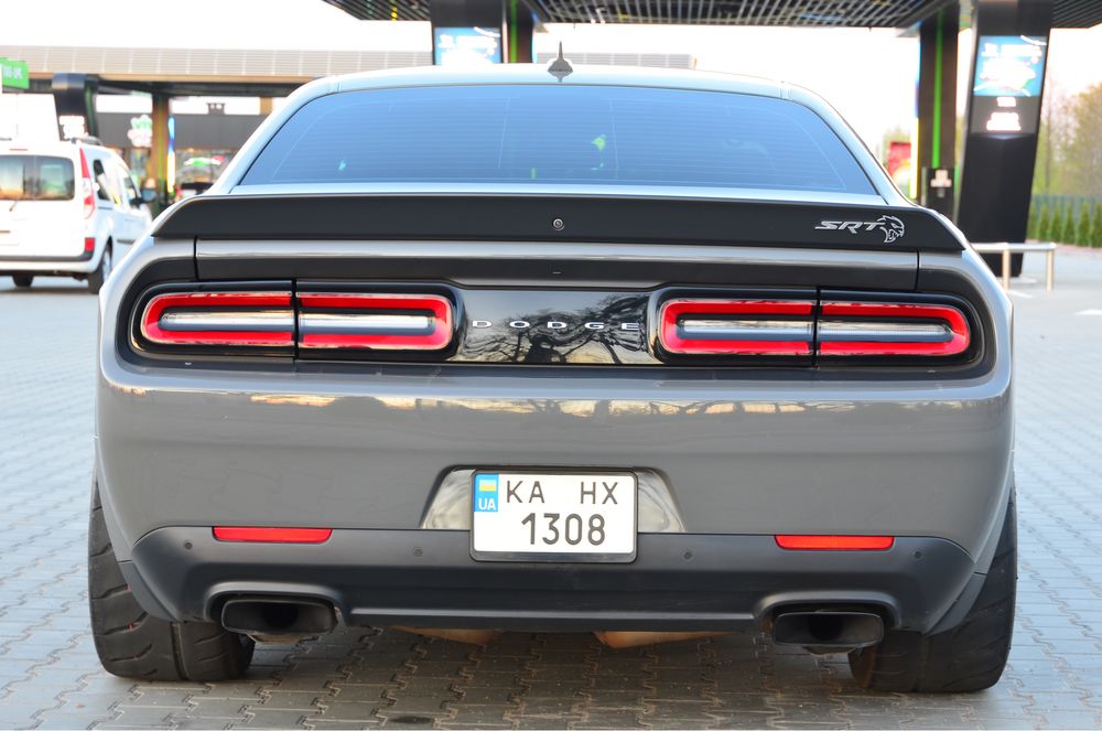 Dodge Challenger Hellcat 707 h p