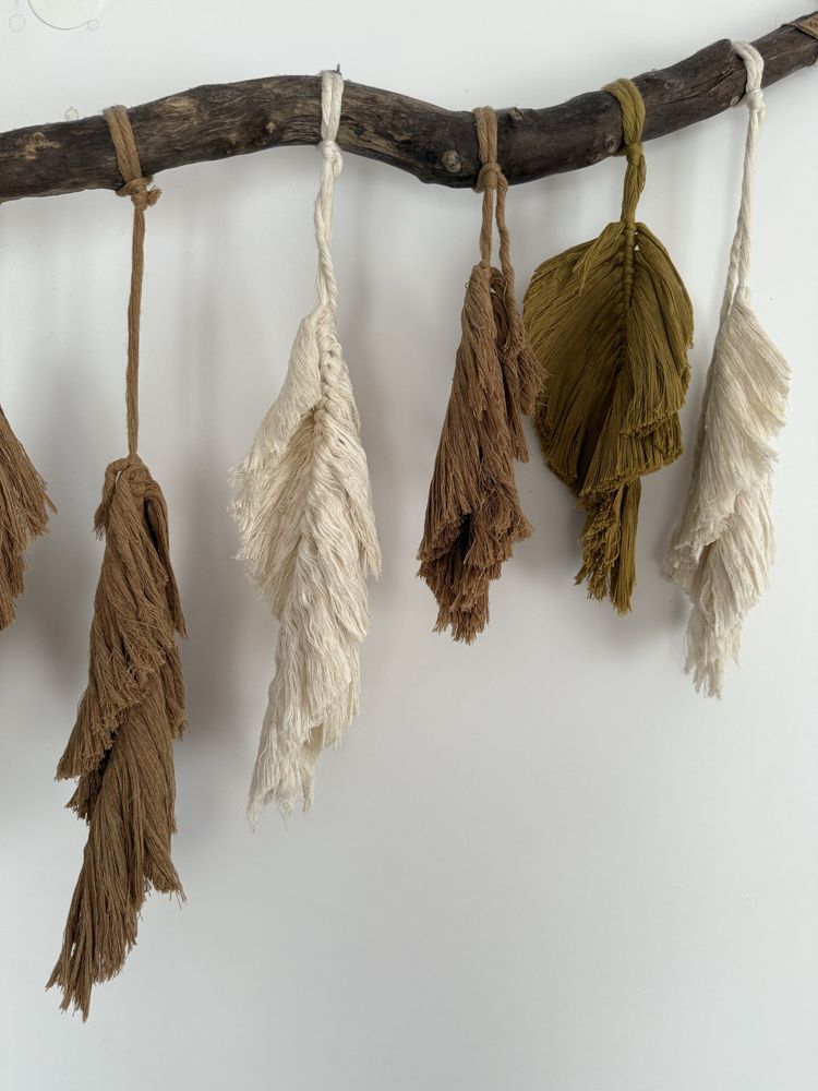 Peça Macramé Madeira e folhas