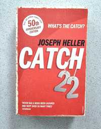 Livro "Catch-22" de Joseph Heller (em Inglês)