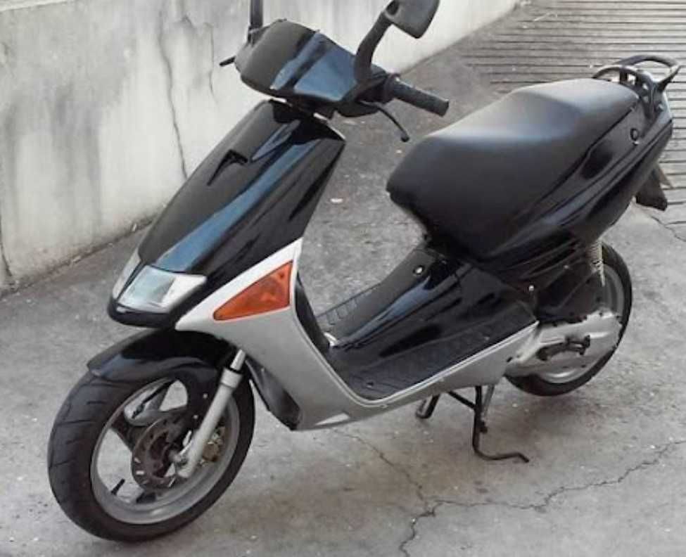 Aprilia  sr 50 2004