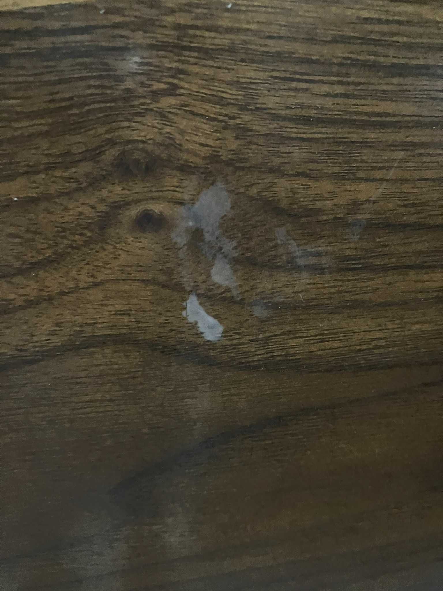 Mesa de jantar madeira (extensível para 8 pessoas)