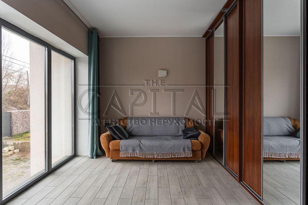 Продажа дома (дуплекс) р-н Жуляны Срочная продажа Держпрограмы ДА