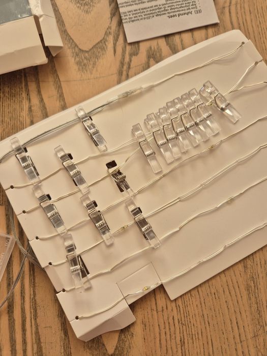 Lampka klips z zdjęcia