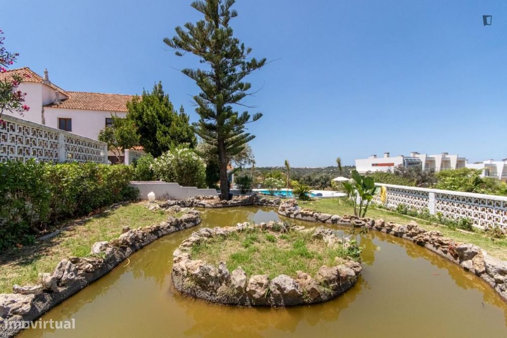 Quarto - localizado em Portimao