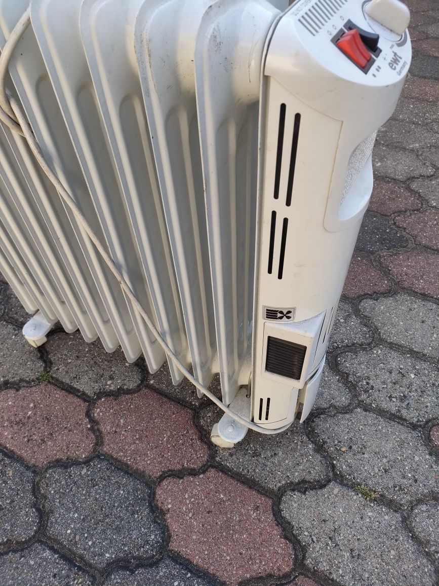 Grzejnik elektryczny z wentylatorem