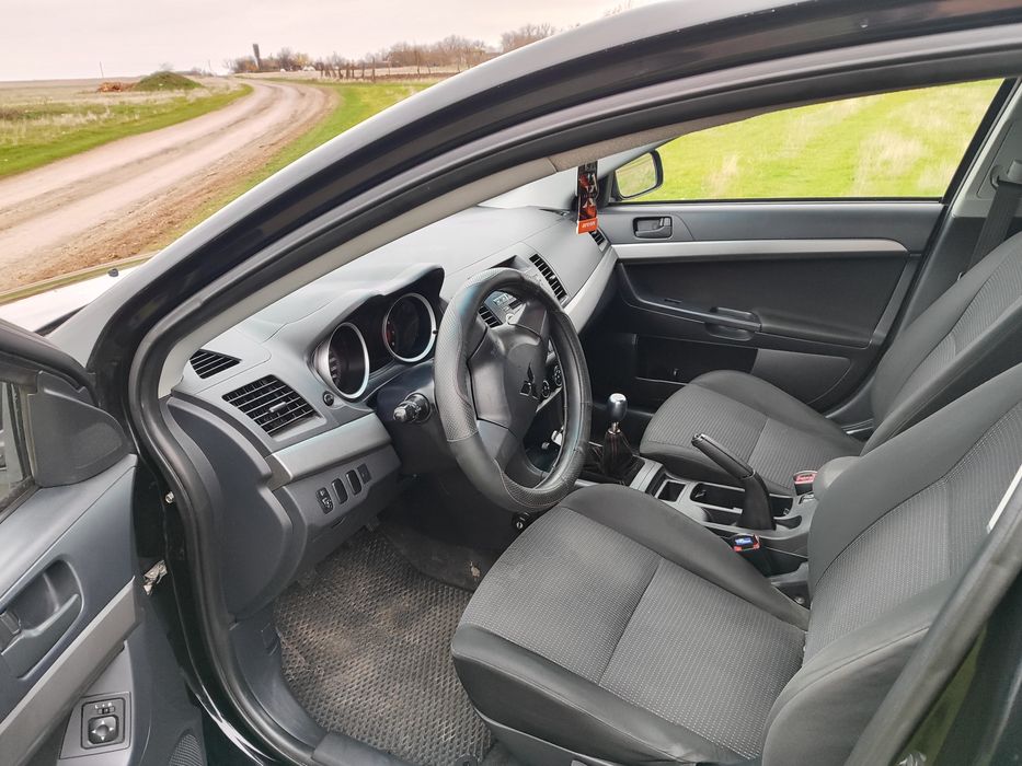 Машына в достойном состоянии приежаите смотрите