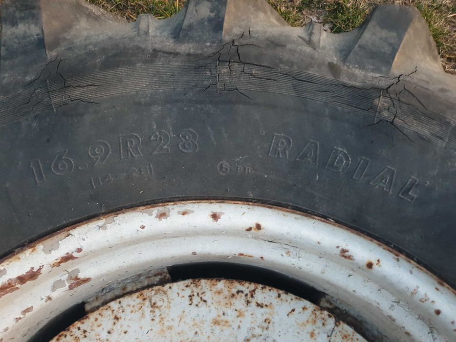 Koło do kombajnu BIZON rozmiar-28