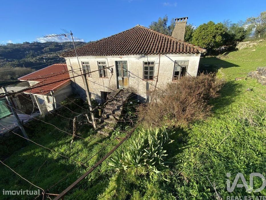 Casa de aldeia T3 em Vale de 229,00 m2