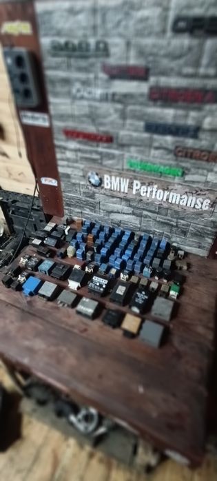 Реле Запобіжник Nissan primera p10 P11 Almera n16 Bluebird t12 t72 y11