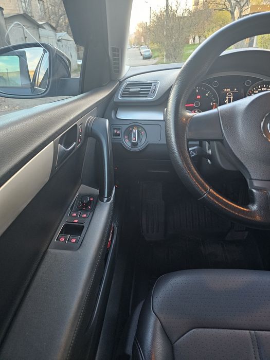 Volkswagen Passat B7