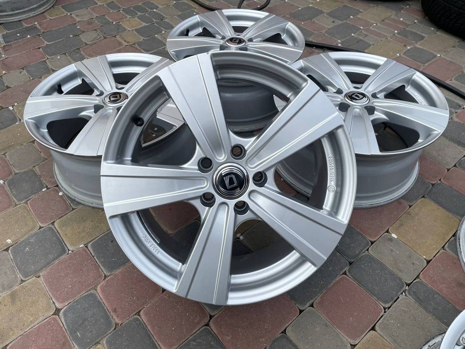 R17 5 112 Volkswagen, Skoda, Audi, Mersedes ET 37 7,5J Dia 66,6-57,1mm