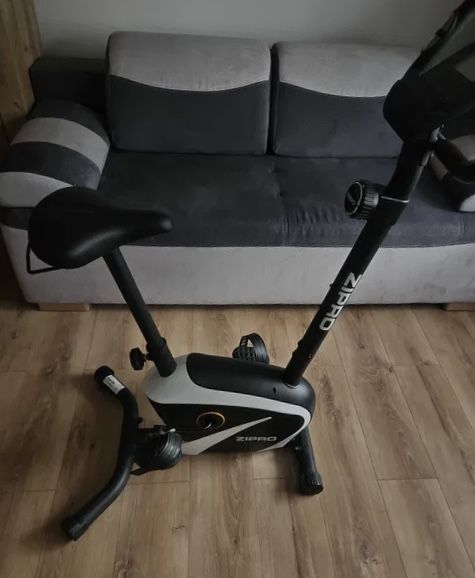 Rower stacjonarny Zipro Beat RS - mało uzywany