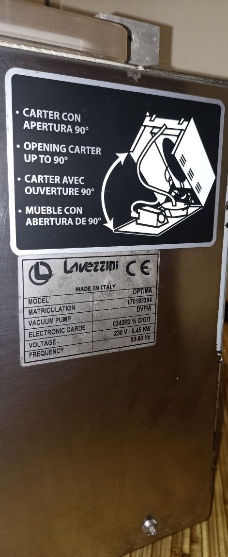 Вакуумний пакувальник LAVEZZINI Universal MADE IN ITALY