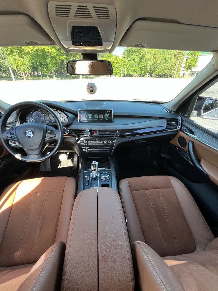 Авто BMW X5 2017