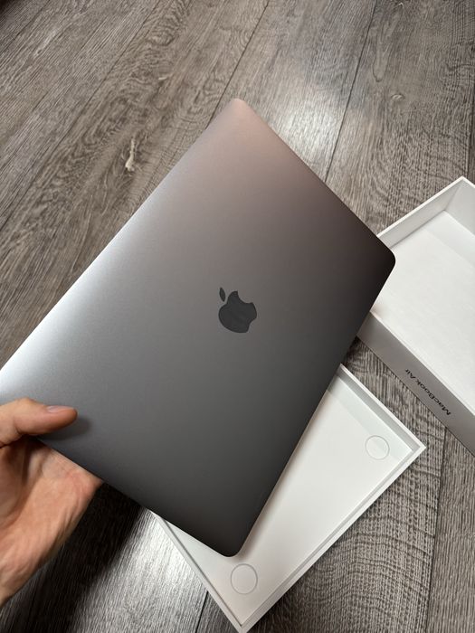 macbook air 13 (2020) m1 процесор 256 gb офіційний