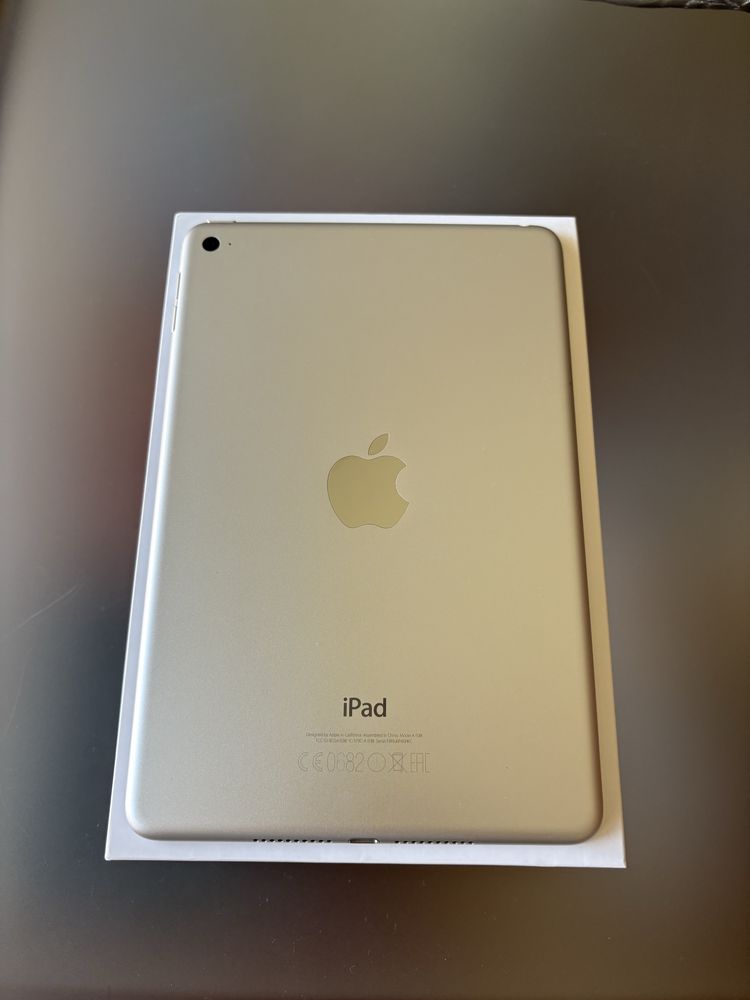 Ipad mini 4 prateado