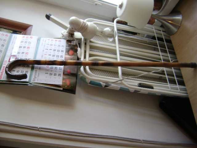 Starocie z PRL - Laska drewniana 89 cm wysokości = do 180 cm wzrostu