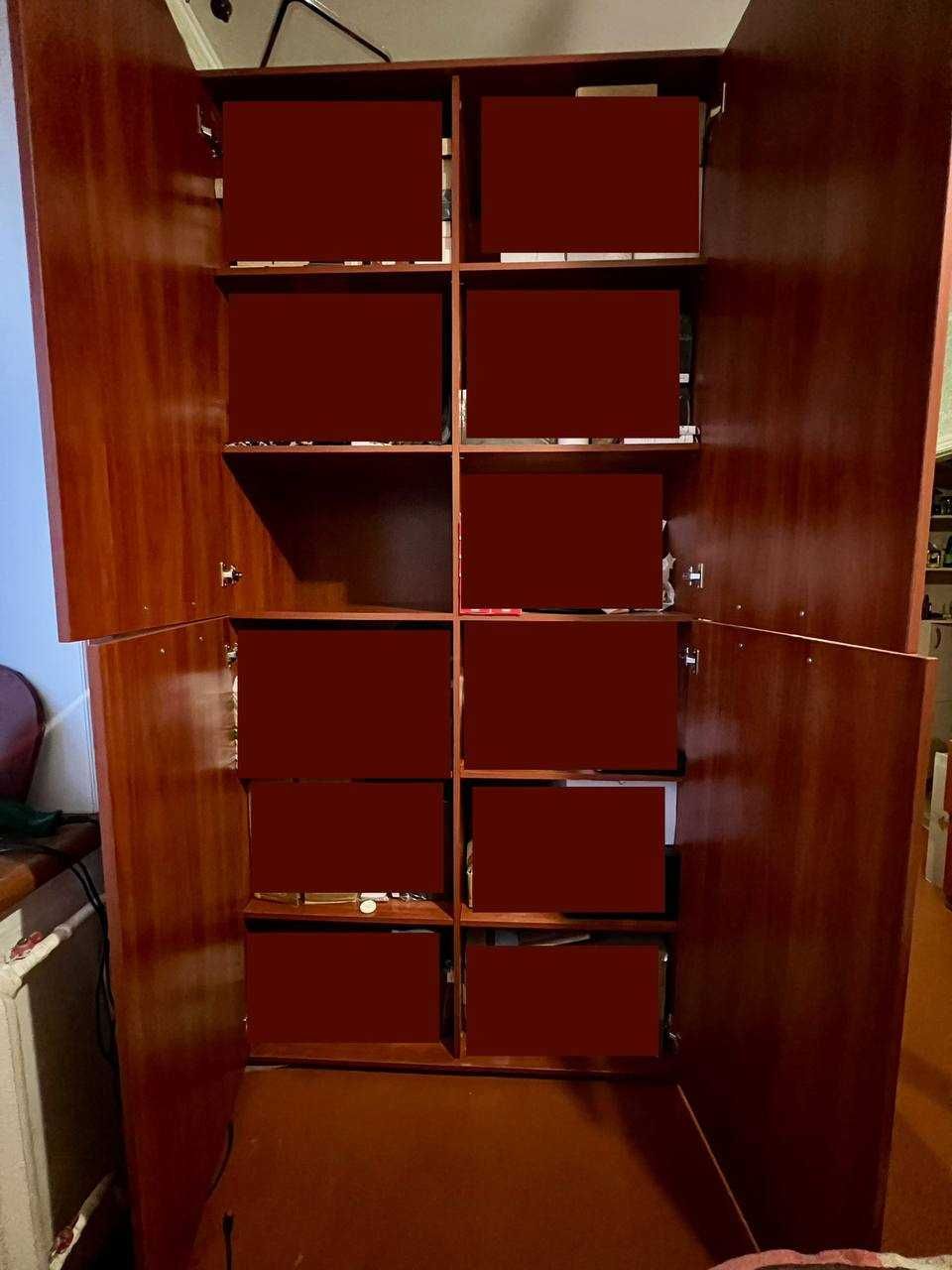 Шкаф распашной с уголком 2,5 х 1,7 м