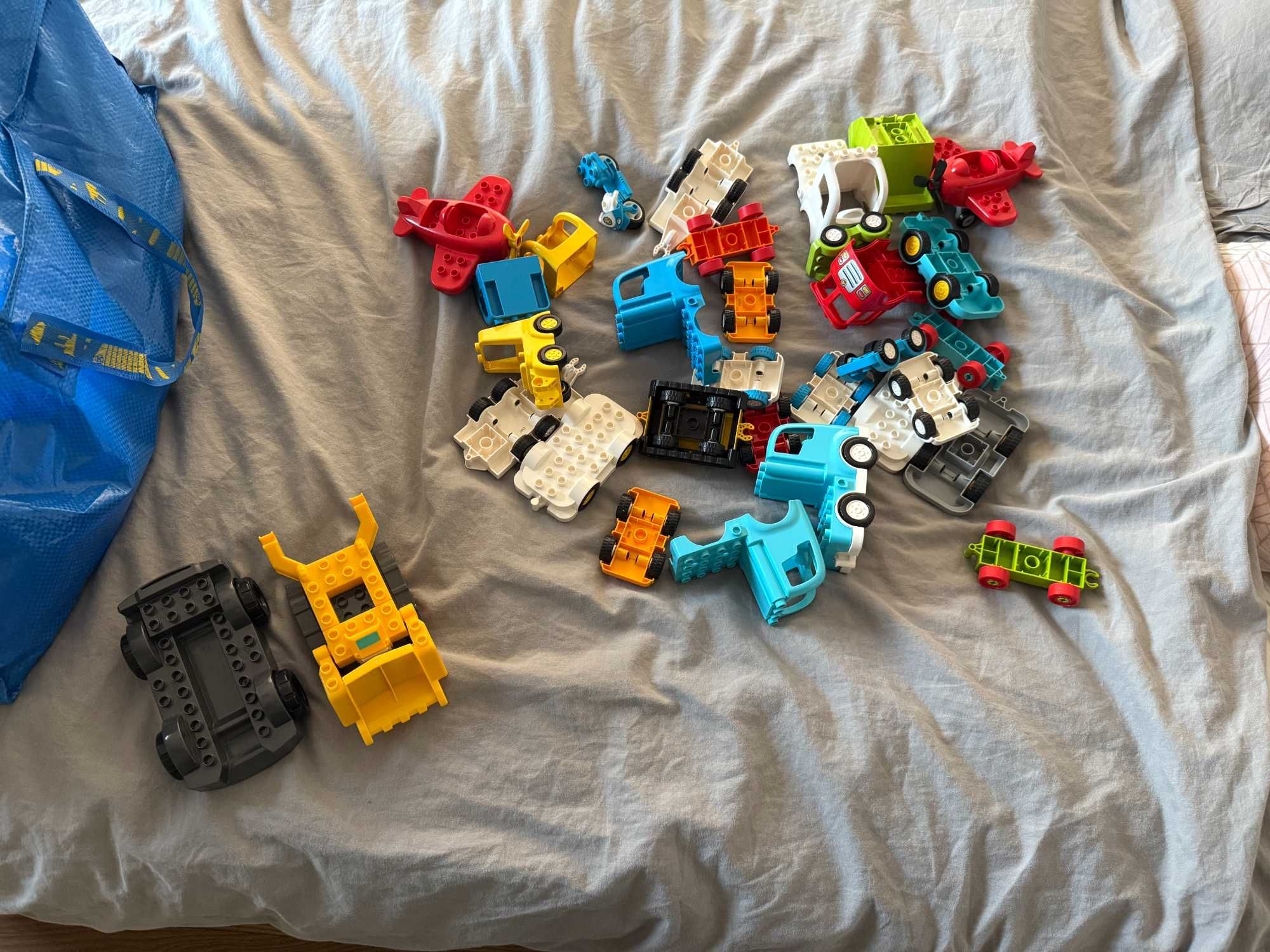 Lego Duplo MIx 8 kg Pociag Samochody Tory Figurki