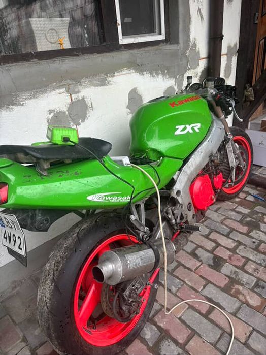 Kawasaki zxr 750L