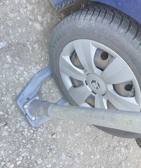 Maszt dur-aluminiowy najazdowy