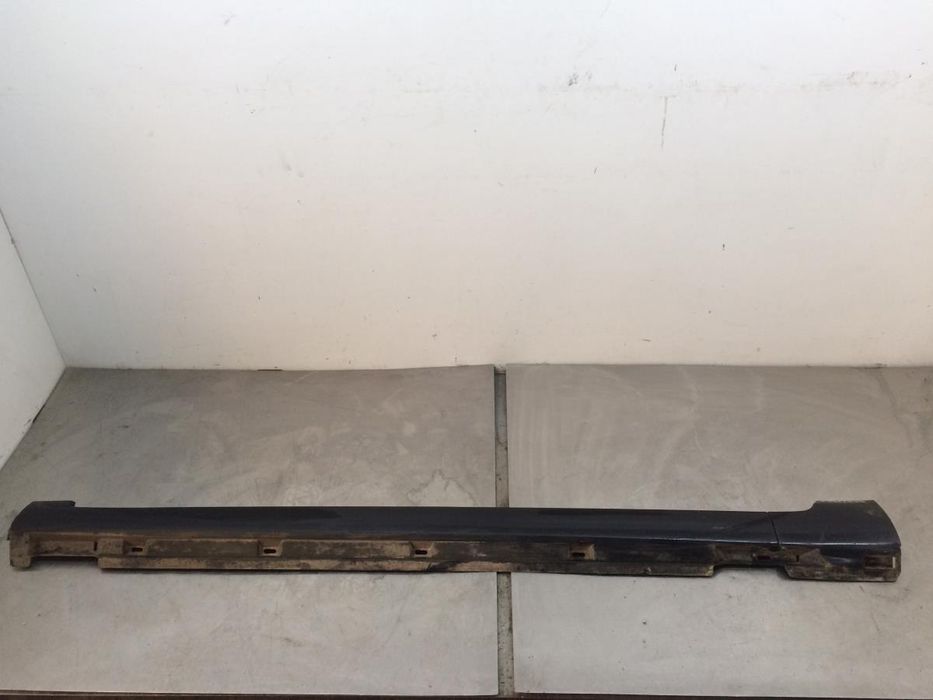 Embaladeira esquerda VOLKSWAGEN Passat Variant (365)