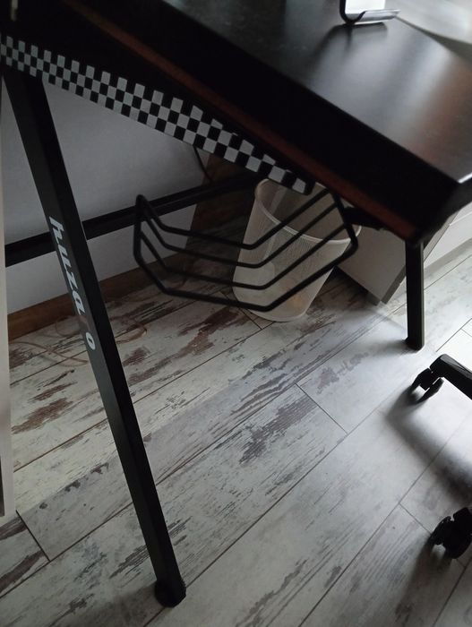 Biurko gamingowe HUZARO