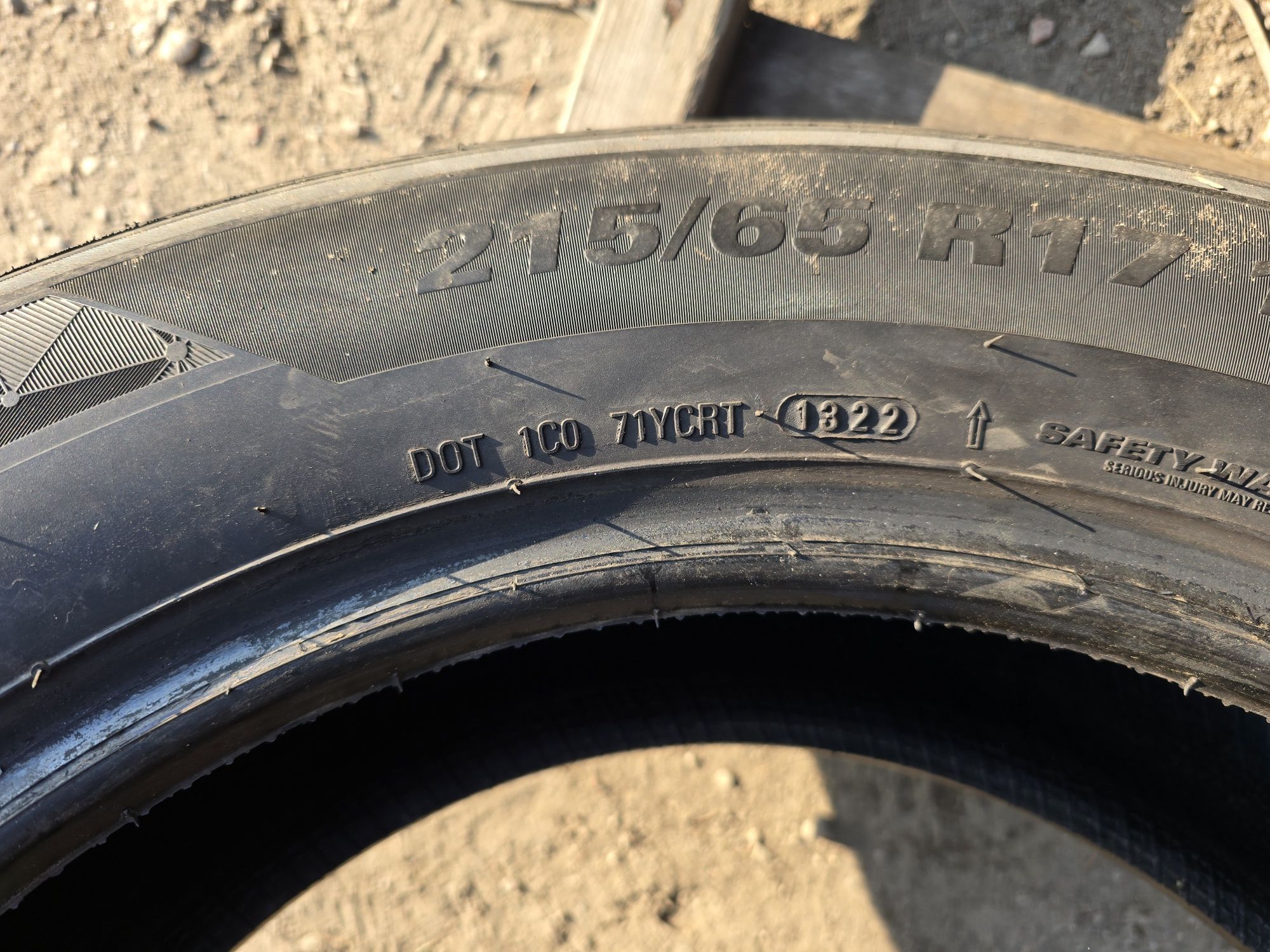 Sprzedam Opony Całoroczne Kumho Solus 4S 215/65r17 4 sztuki 2022r