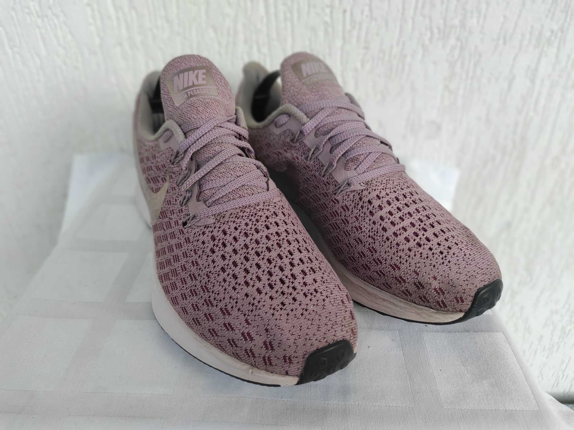 Брендовие текстильние беговие кроссовки Nike zoom pegasus 35  р.41
