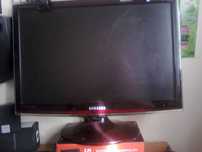 Monitor z funkcją telewizora 22 cale telewizor Samsung T220HD.