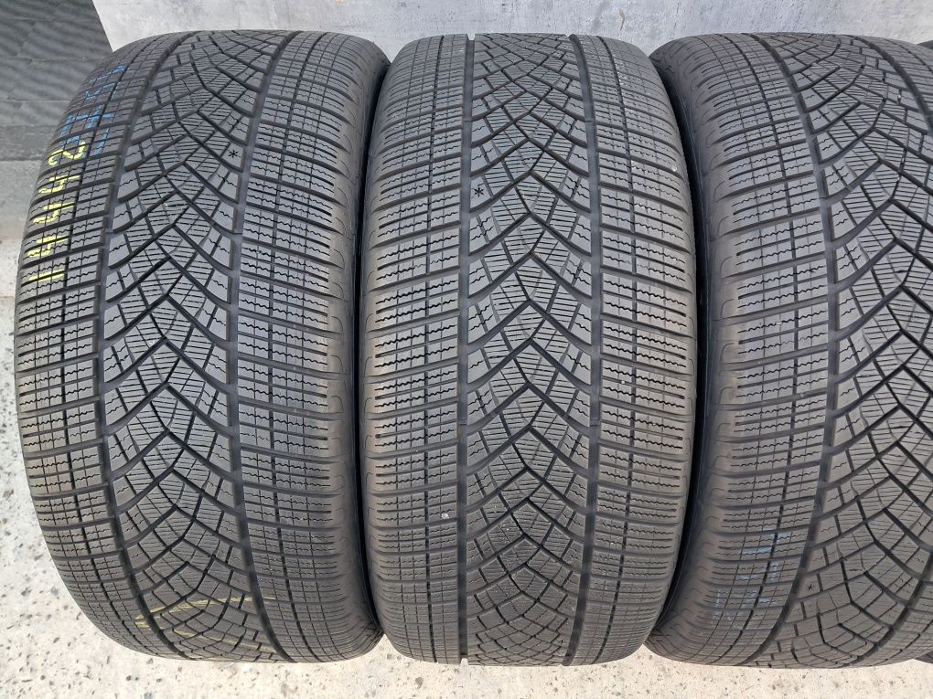 Резина зимова, 285/45 R20 Good Year Ultra Grip Performance Gen 1