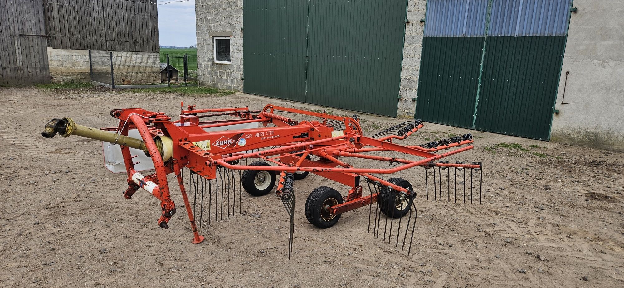 Zgrabiarka KUHN GA 4121 GM MASTERDRIVE ( Kverneland  , Krone )
